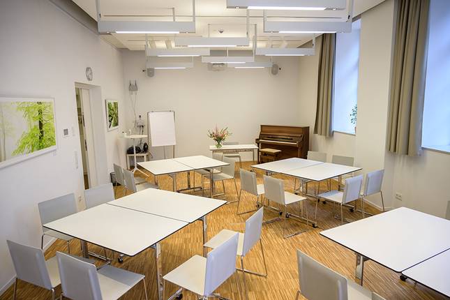 Quelle: ©-www.keskin-arts.com Ein Kursraum im Bildungszentrum Heidelberg